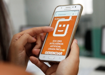 Robô Laura inicia implantação em Santa Casa de Porto Alegre e vai dobrar o número de hospitais atendidos