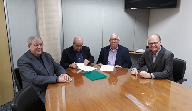 Unimed Fesp fecha contrato com a Funcesp