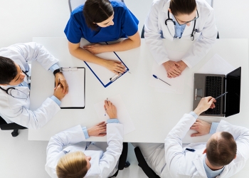 Hospitais empregaram 3,7 mil pessoas em setembro de 2019