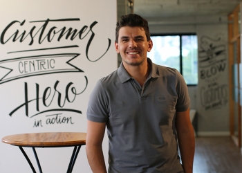 Pesquisa de satisfação de clientes proporciona análise de estratégias e crescimento a longo prazo