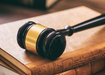 Presidente Bolsonaro sanciona Lei do Médicos pelo Brasil