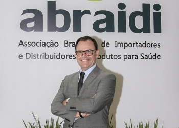 Associados da ABRAIDI elegem integrantes dos conselhos de Administração, Ética e Fiscal e presidente é reconduzido ao cargo