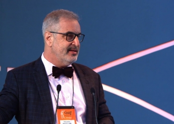 Diretor Clínico do Centro de Estudos do  Grupo Leforte recebe premiação internacional