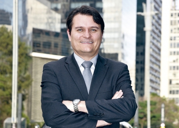Fabrício Avini, CEO da Salux, fala sobre carência tecnológica na série “1 Década de Influência”