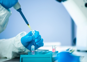 Agora que as aglomerações voltaram, é hora de testar, testar, testar, por Guilherme Ambar