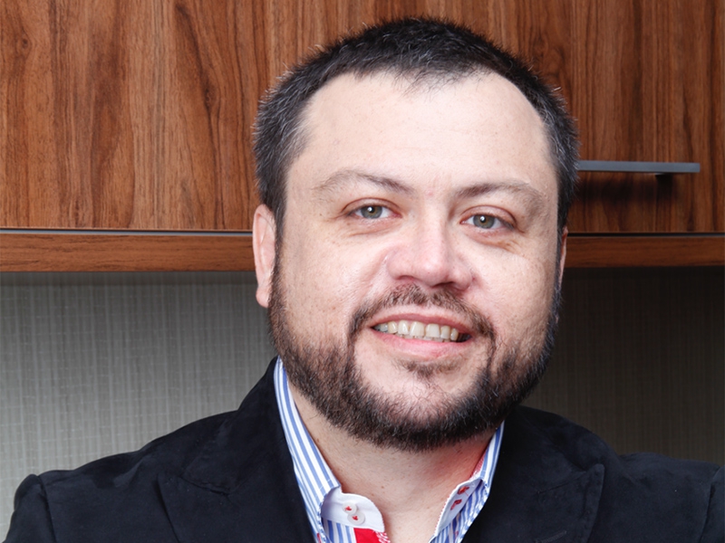 “Nossa missão é criar uma farmácia moderna”, afirma presidente da Abrafarma