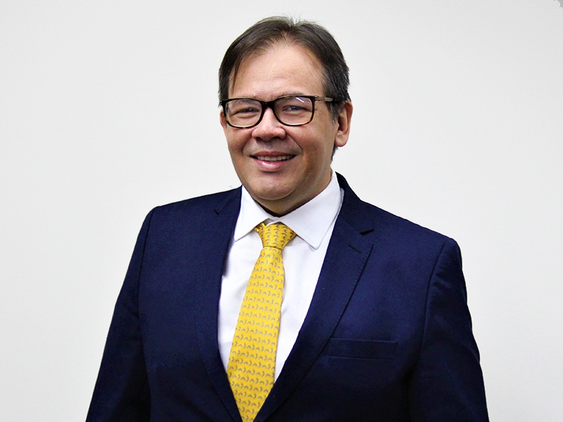 “A indústria brasileira de materiais precisa de incentivo para continuar o bom trabalho”, observa o presidente da CNSaúde