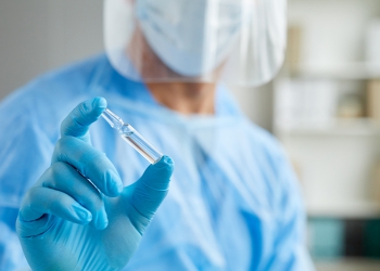 AstraZeneca e BlackRock não estão negociando a venda de vacinas para empresas no Brasil