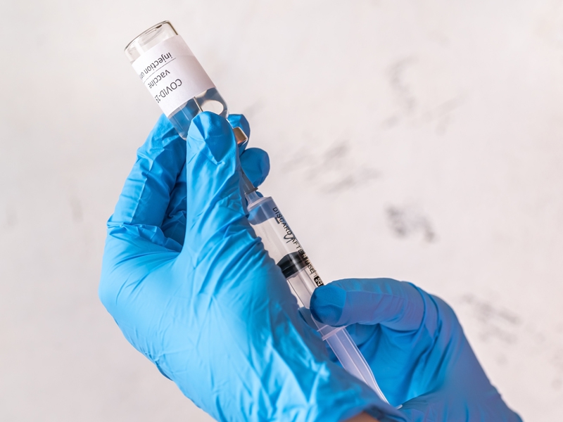 Novo relatório apoia a adoção de padrões GS1 e de código de barras para garantir segurança e confiança na vacinação contra o Covid-19