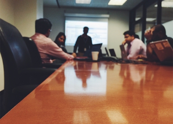 Além da vacinação em massa e do lockdown, BCG aponta outras estratégias de combate à Covid-19