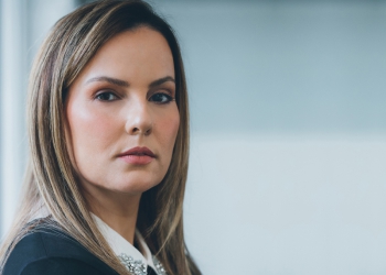 À frente do setor de Suprimentos e Orçamento da Tedesco, Giulliana Rossato defende a diversidade no ambiente corporativo