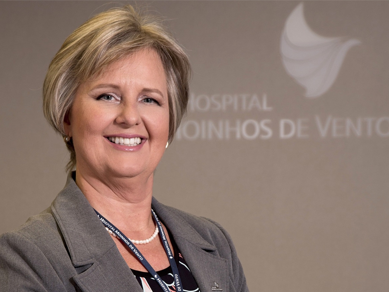 “Enfermeiros: protagonistas em defesa da vida”, por Vânia Röhsig, Superintendente Assistencial do Hospital Moinhos de Vento