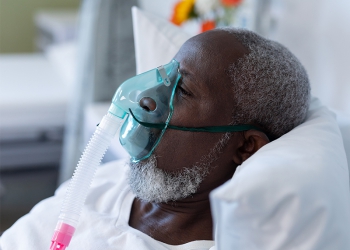 Covid-19 causa aumento de até de 5.275% nos custos dos planos de saúde com medicamentos de intubação