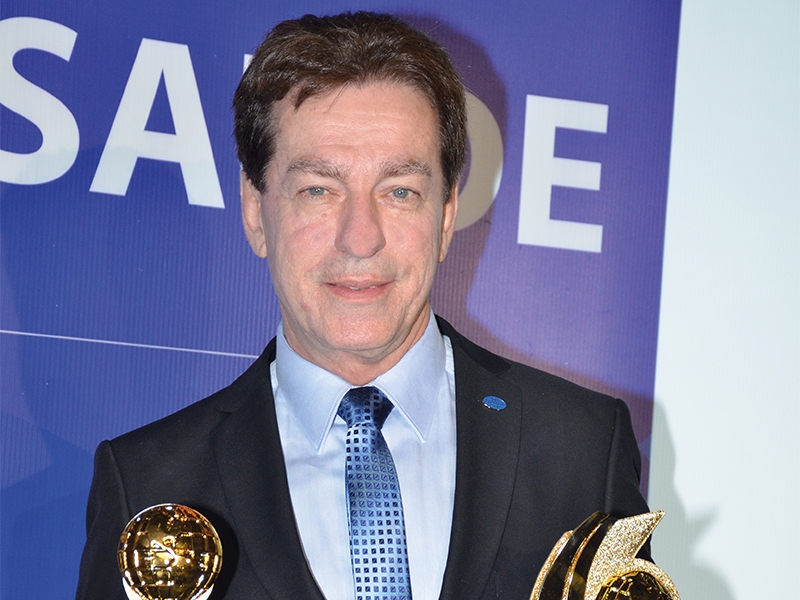 CEO do Grupo São Cristóvão Saúde recebe homenagens e premiações em diversos segmentos