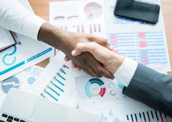 Hypera Pharma adquire portfólio de 12 marcas da Sanofi