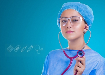 “Desde a Farmácia Central: Dispensação de medicamentos e materiais, juntos ou separados?”