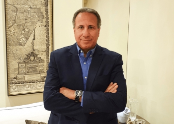 “Um quarto de século de inovações e transformações no mundo e no mercado odontológico”, por Roberto Cury, presidente da SINOG