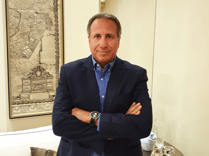 “Um quarto de século de inovações e transformações no mundo e no mercado odontológico”, por Roberto Cury, presidente da SINOG