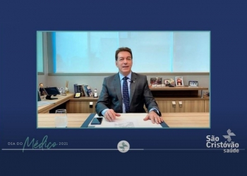 CEO Valdir Ventura presta homenagem aos médicos do Grupo São Cristóvão Saúde