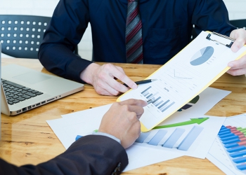 “Compartilhar práticas é estratégico para fontes pagadoras e serviços de saúde”, por Enio Salu