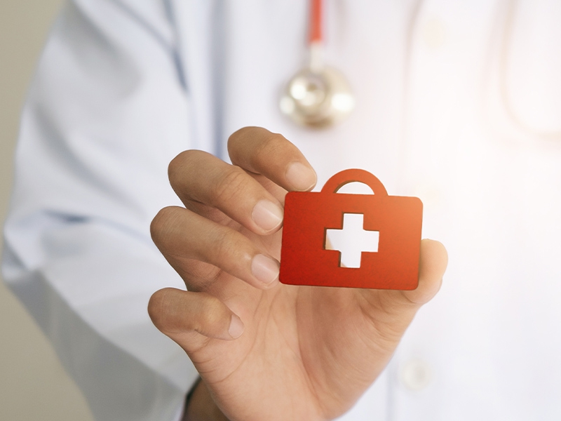 “Na Saúde a solução também foi alugar o Brasil!”, por Enio Salu