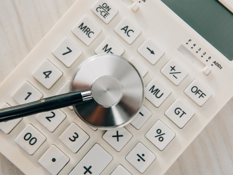 “Pressões motivam a rotina de ajustes nos modelos de remuneração da Saúde”, por Enio Salu