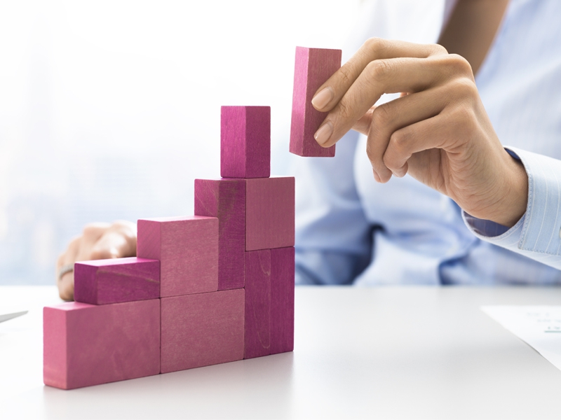 O custo da saúde: eficiência do sistema de saúde mundial cresce na mesma proporção da sua representatividade do PIB?