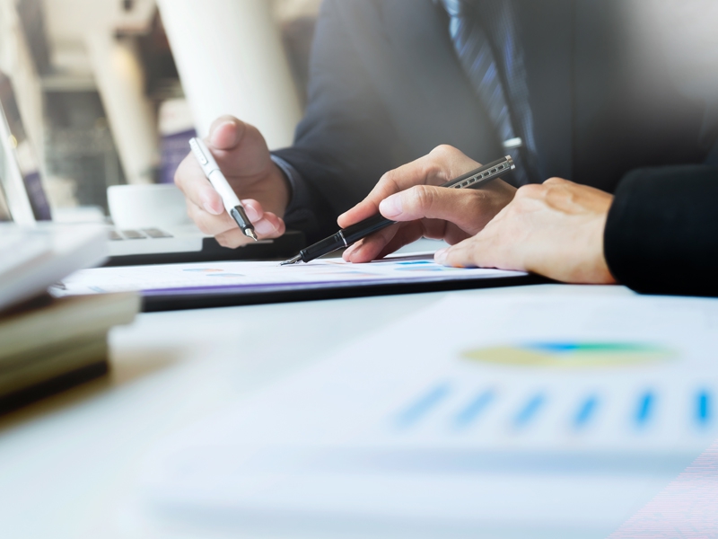 Maioria das empresas de saúde vai investir em treinamento e lançamento de produtos em 2022, aponta pesquisa da Deloitte