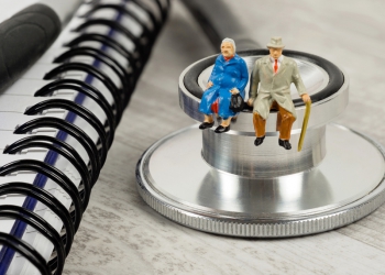 Longevidade e os desafios do SUS para a assistência à saúde dos idosos