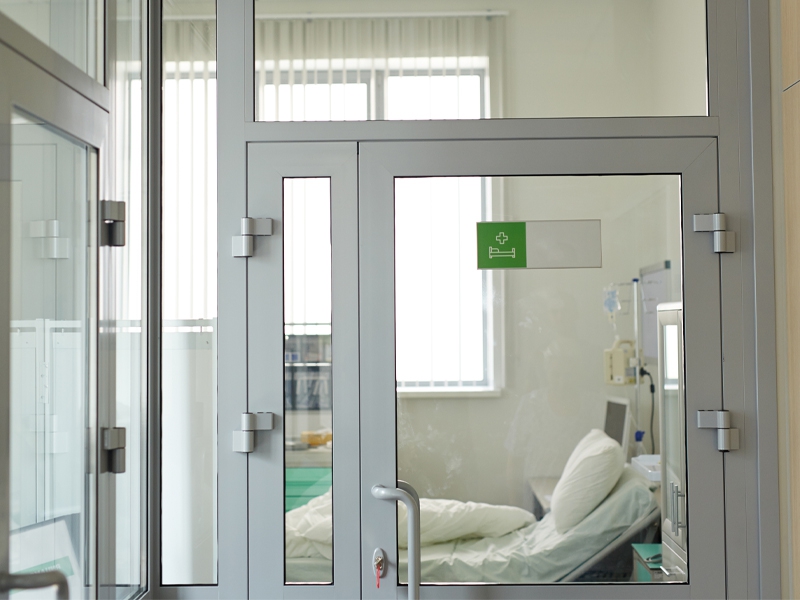 “Establishment dos Escriturários em Unidades de Internação Hospitalares”, por Enio Salu