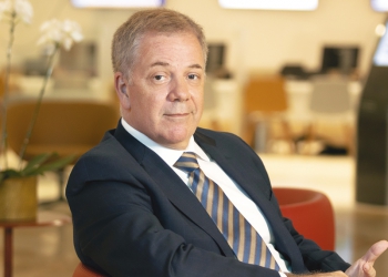 “Hospital é o tipo de empresa que não pode substituir o toque humano por robôs”, reflete Fernando Torelly, CEO do Hcor