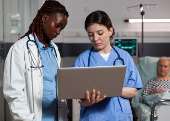 “O Que Interessa Para Quem na Área da Saúde”, por Enio Jorge