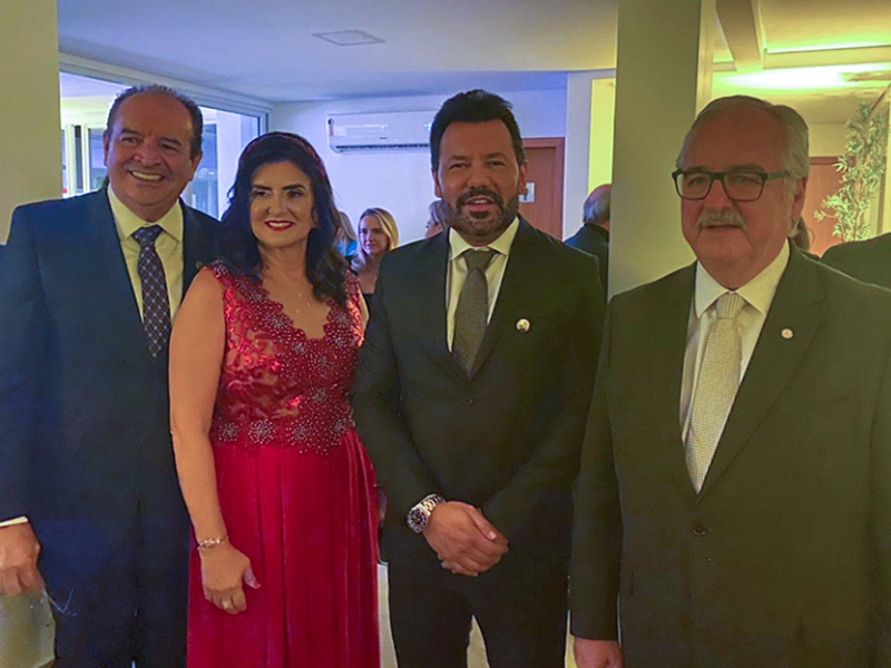 Presidente do Grupo Mídia prestigia posse da nova diretoria da FBH