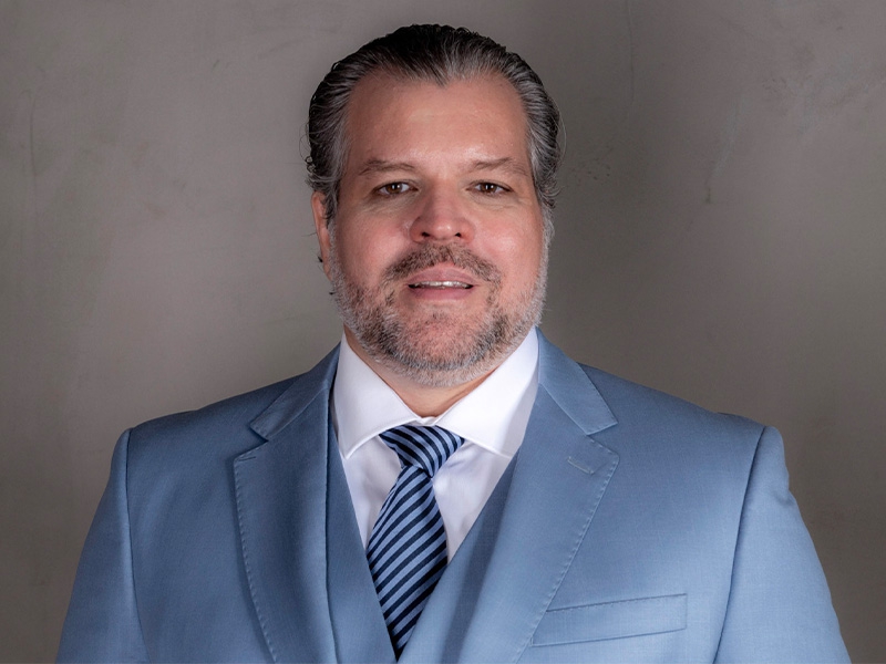 Eduardo Calderari assume presidência da Interfarma