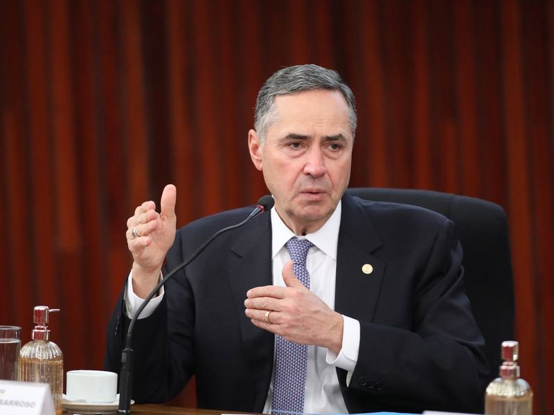 Ministro do STF suspende piso salarial para enfermagem