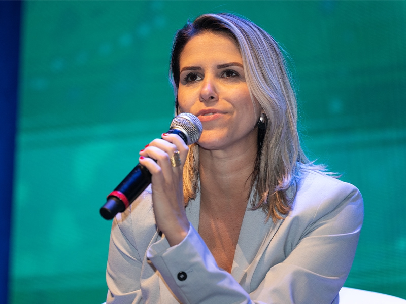 Larissa Eloi é a nova CEO do SindHosp