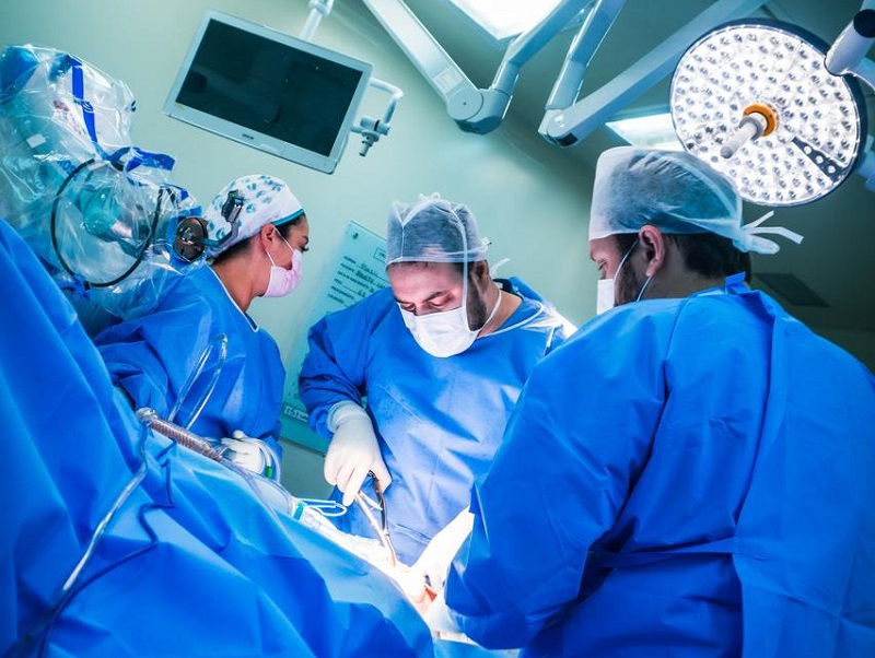 Cirurgias robóticas devem revolucionar cuidados médicos até 2035
