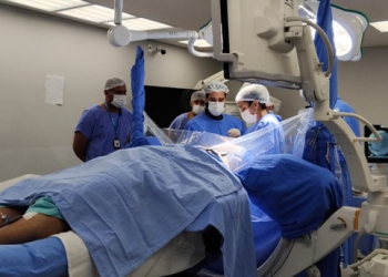 HC-UFG realiza cirurgia inédita na América Latina de estimulação cerebral para tratamento de obesidade