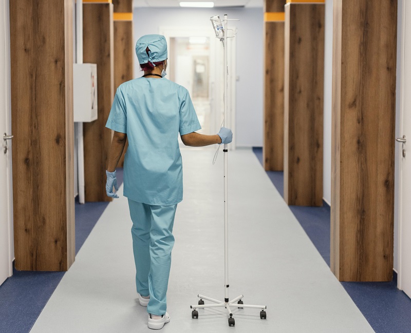 Busca por eficiência está moldando o futuro do setor, transformando espaços e redefinindo padrões hospitalares no Brasil