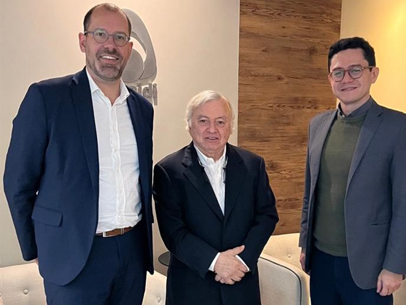 Associação francesa visita sede da ABRAIDI