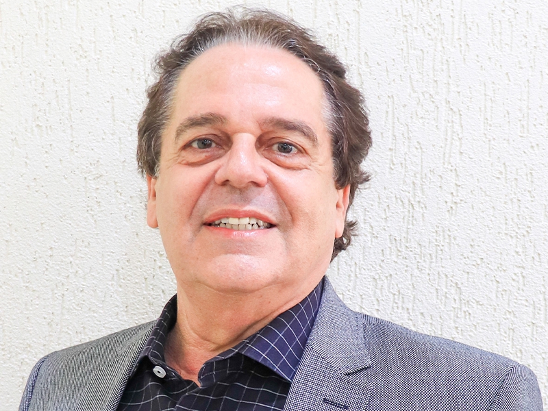 Francisco Venditto Soares celebra 40 anos de dedicação à medicina