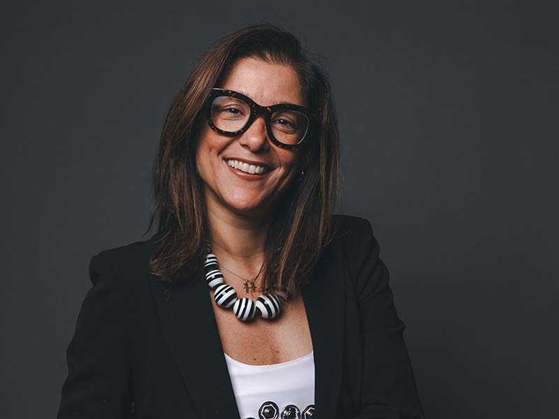 Adriana Costa é uma voz que transforma a saúde