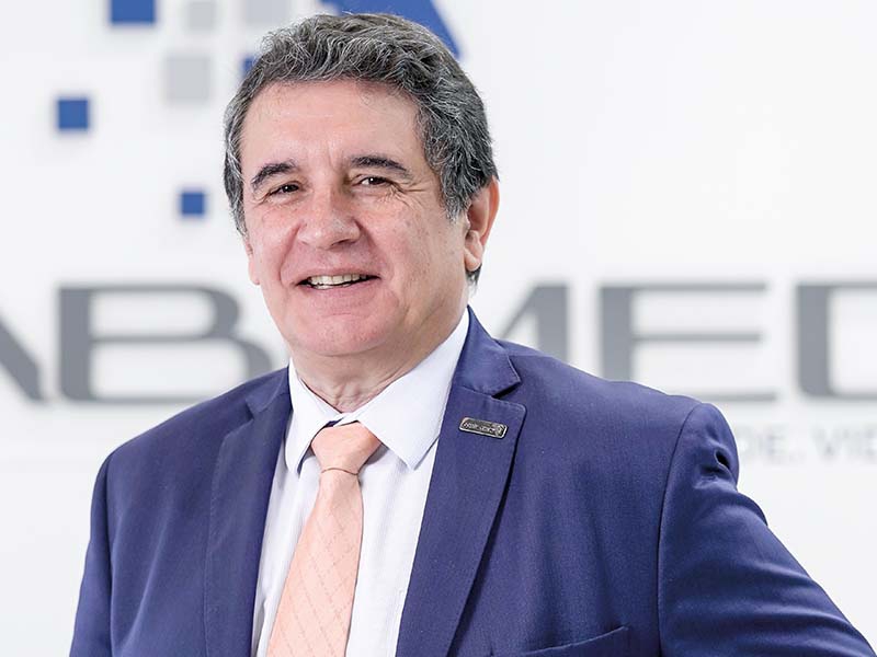 “Não existe solução mágica para a saúde”, diz Fernando Silveira