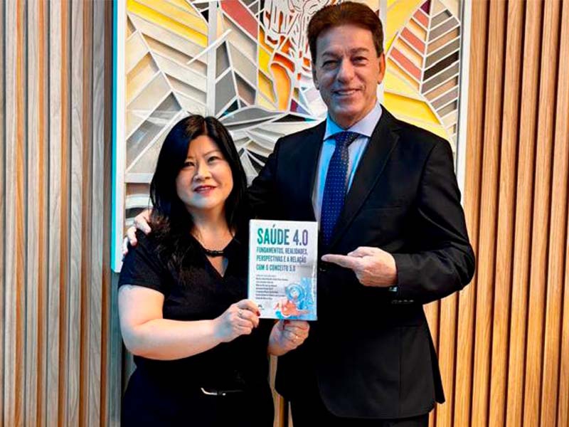Diretora do São Cristóvão Saúde lança livro sobre Saúde 4.0