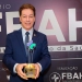 Valdir Ventura recebe o Prêmio FBAH – Mérito em Gestão da Saúde